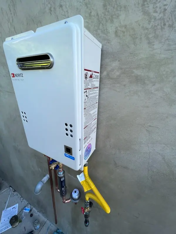 Tankless water heater installation for Des Moines homes